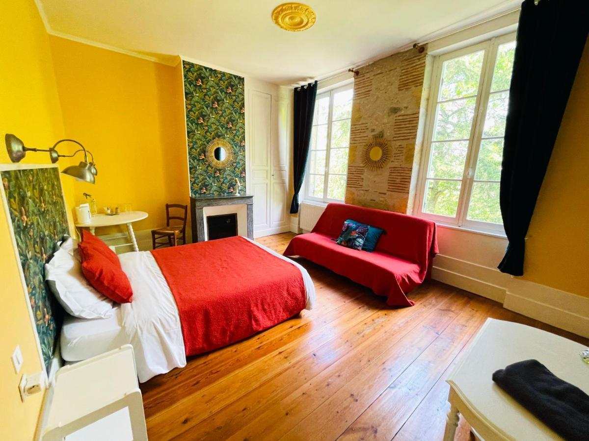 Domaine Le Baraillot, Et Repas D'hotes, Soiree Etape Bed & Breakfast