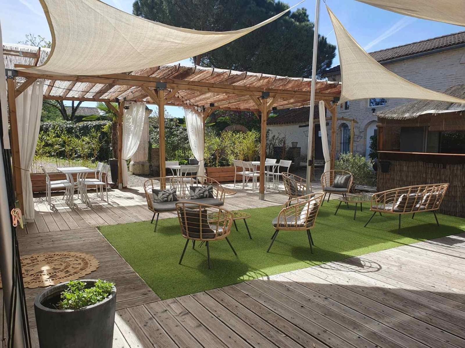 Bed & Breakfast Domaine Le Baraillot, Et Repas D'hotes, Soiree Etape