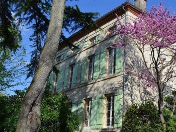Domaine Le Baraillot, Et Repas D'hotes, Soiree Etape *