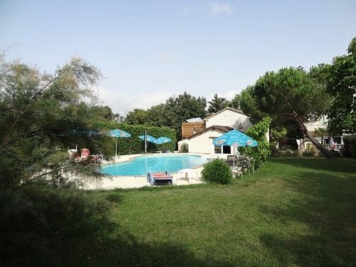 Bed & Breakfast Domaine Le Baraillot, Et Repas D'hotes, Soiree Etape