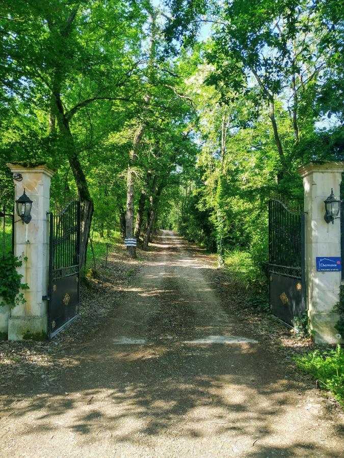 Domaine Le Baraillot, Et Repas D'hotes, Soiree Etape Aiguillon